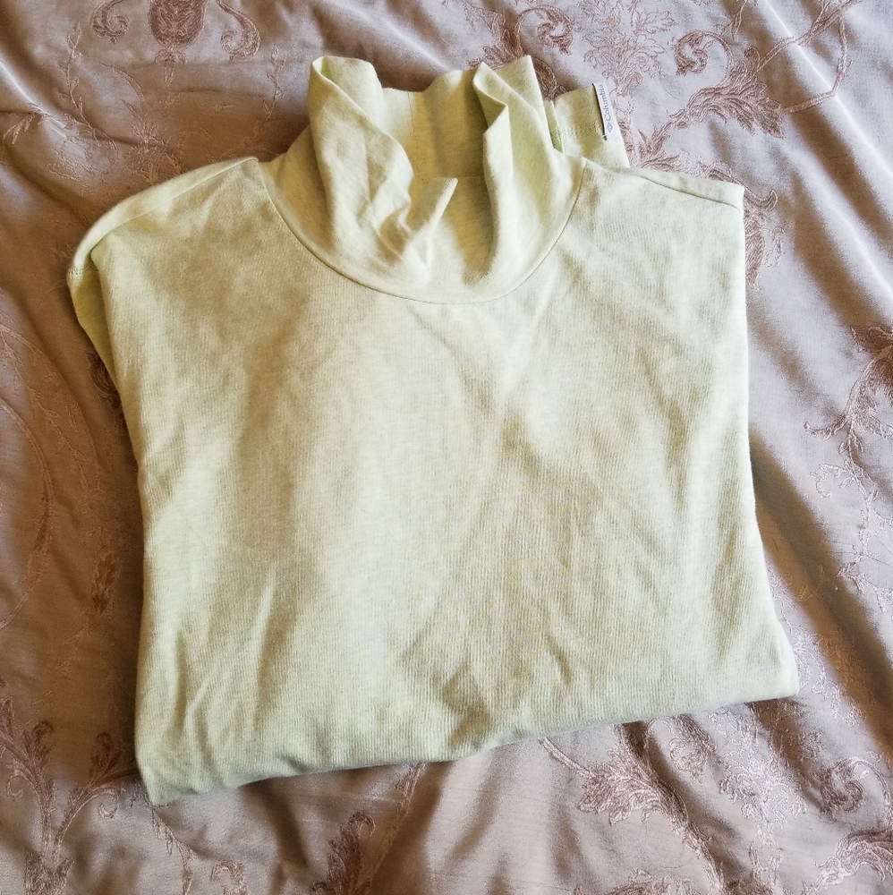 Columbia Long Sleeve Mock Neck Tee M